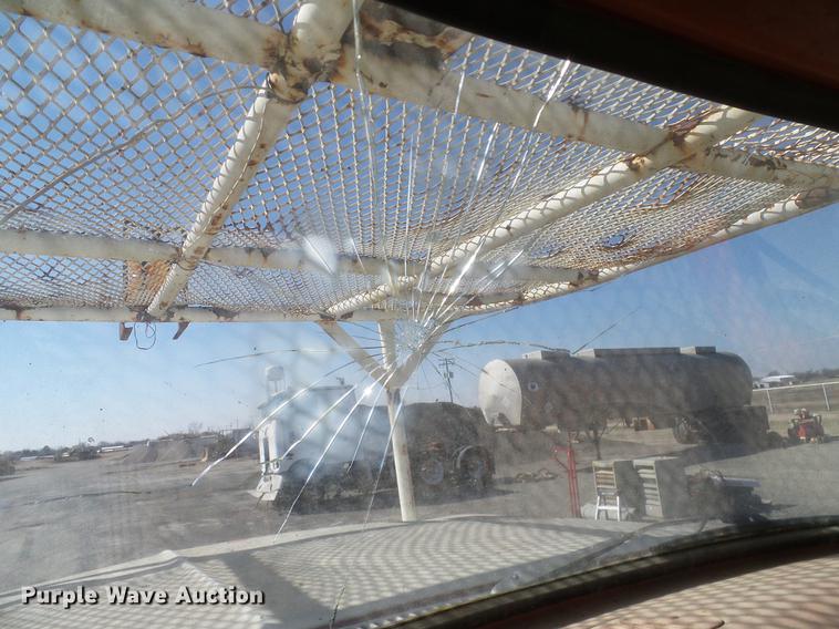 image for item DD1350 1979 Ford F800 bucket truck