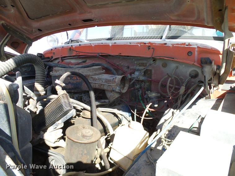 image for item DD1350 1979 Ford F800 bucket truck