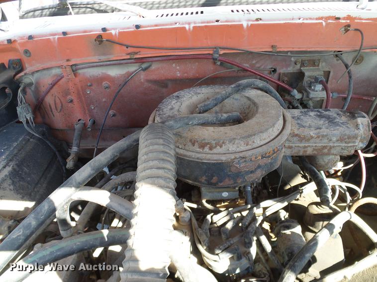 image for item DD1350 1979 Ford F800 bucket truck