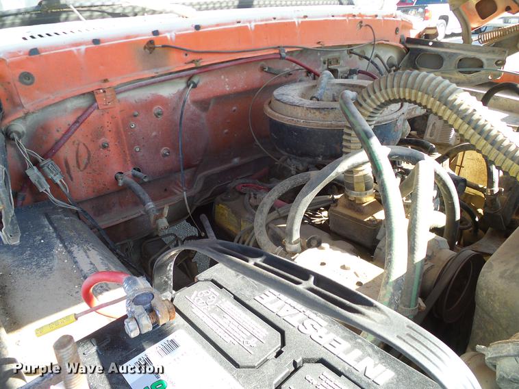 image for item DD1350 1979 Ford F800 bucket truck