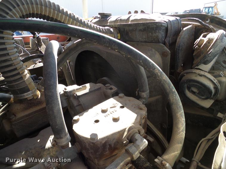 image for item DD1350 1979 Ford F800 bucket truck