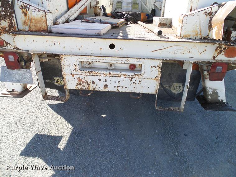 image for item DD1350 1979 Ford F800 bucket truck