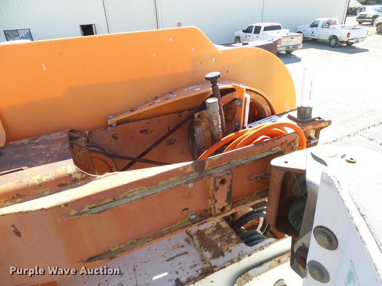 image for item DD1350 1979 Ford F800 bucket truck