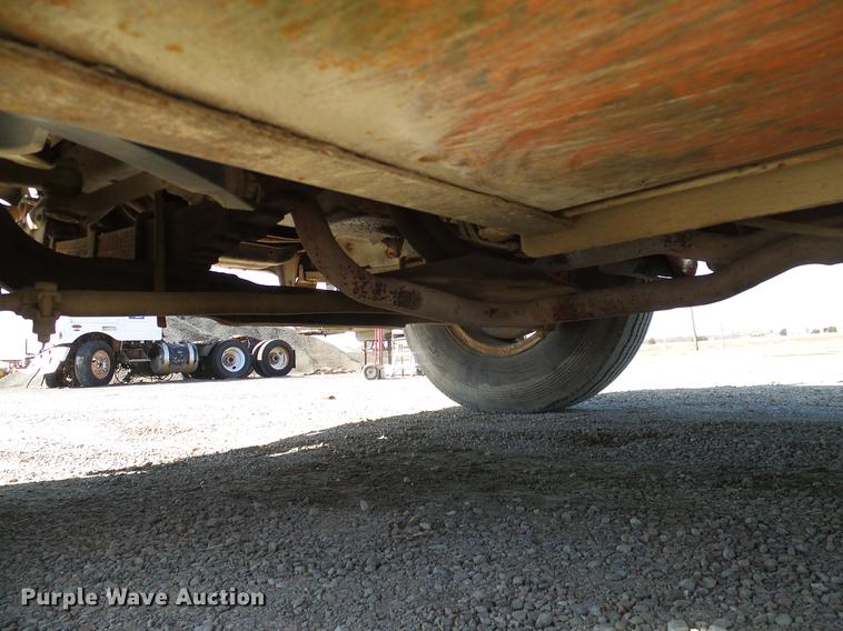 image for item DD1350 1979 Ford F800 bucket truck
