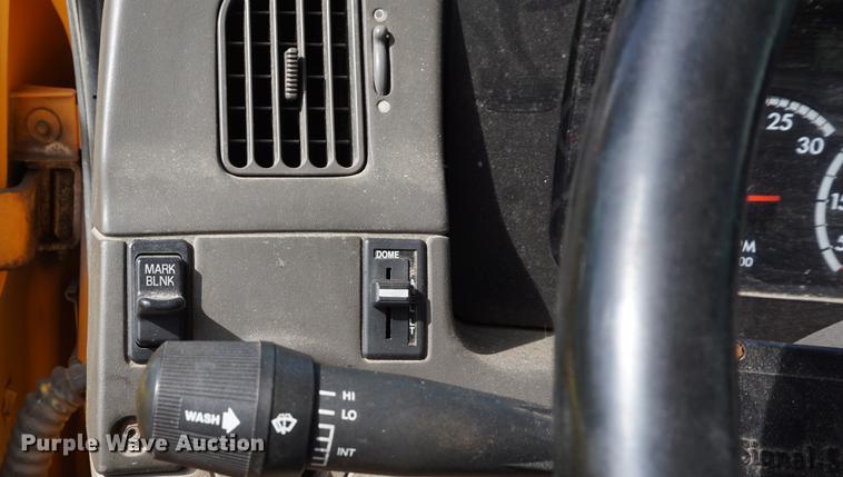 image for item DE3186 2004 Sterling L7500 dump truck