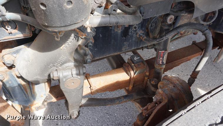 image for item DE3186 2004 Sterling L7500 dump truck