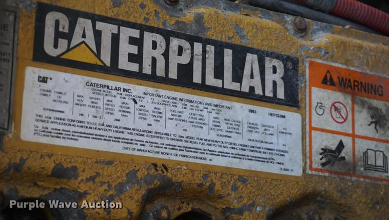 image for item DE3186 2004 Sterling L7500 dump truck