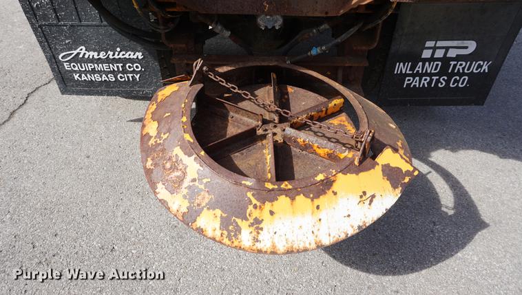 image for item DE3186 2004 Sterling L7500 dump truck