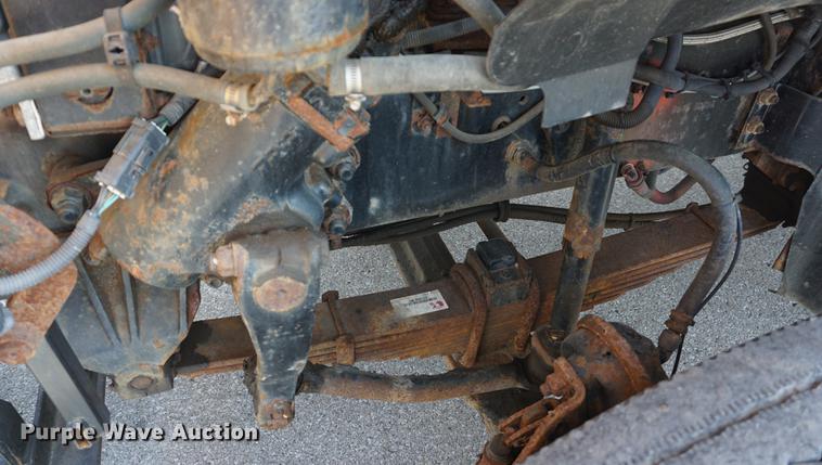 image for item DE3187 2004 Sterling L7500 dump truck