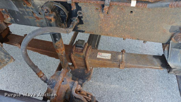 image for item DE3187 2004 Sterling L7500 dump truck