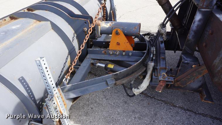 image for item DE3187 2004 Sterling L7500 dump truck