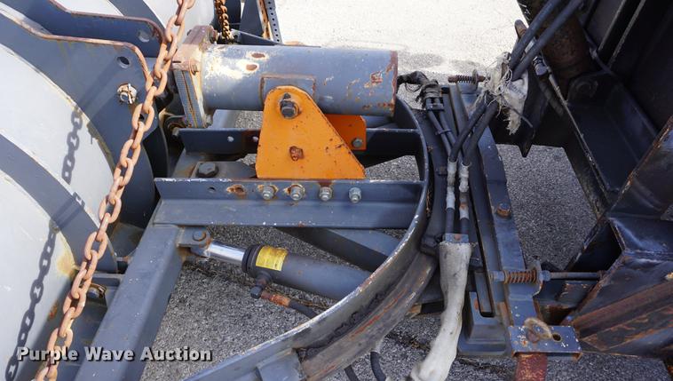 image for item DE3187 2004 Sterling L7500 dump truck