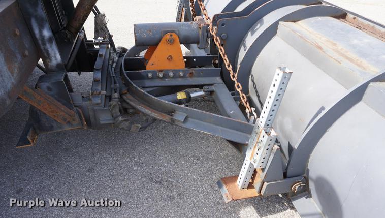 image for item DE3187 2004 Sterling L7500 dump truck