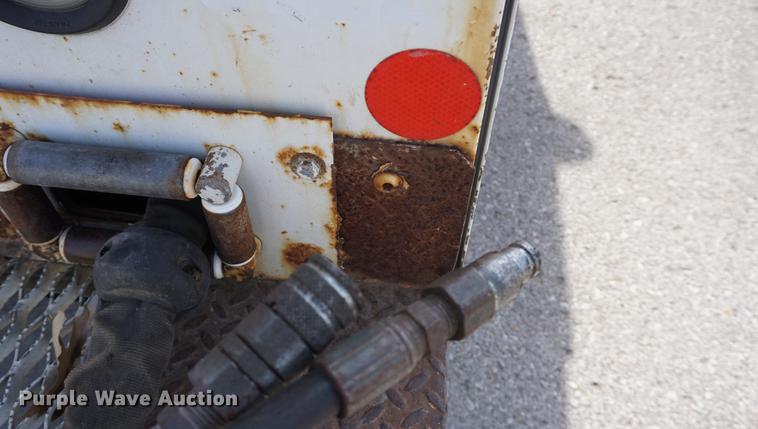 image for item DE3188 2006 Ford F450 Super Duty utility truck