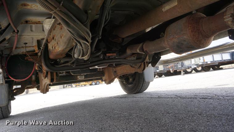 image for item DE3188 2006 Ford F450 Super Duty utility truck