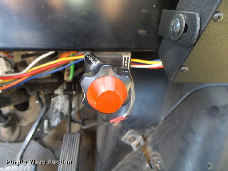 image for item DE3586 1991 International 4900 tanker fire truck