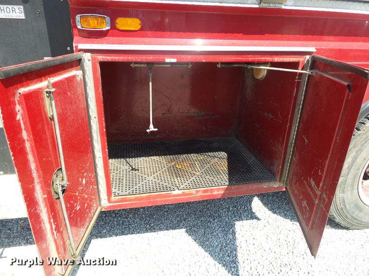 image for item DE3587 1979 Ford 8000 tanker fire truck