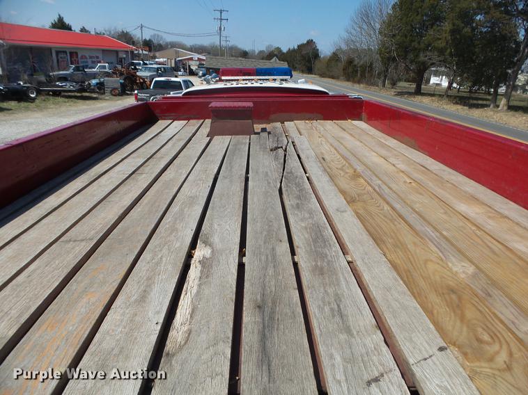 image for item DE3587 1979 Ford 8000 tanker fire truck