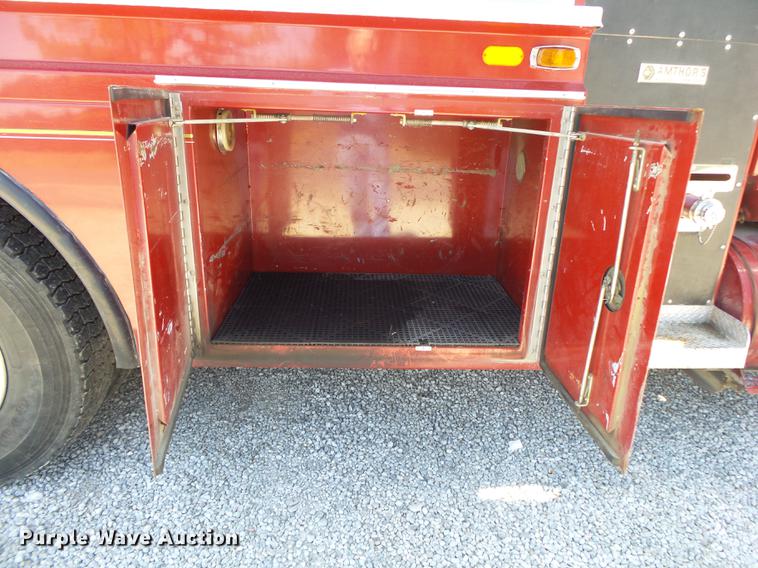 image for item DE3587 1979 Ford 8000 tanker fire truck