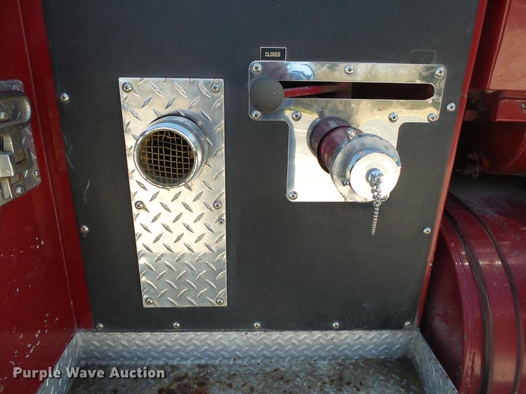 image for item DE3587 1979 Ford 8000 tanker fire truck