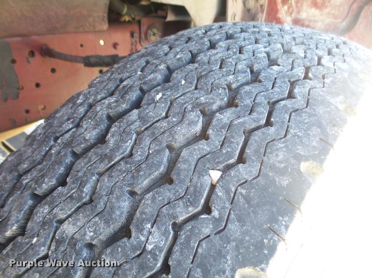 image for item DE3587 1979 Ford 8000 tanker fire truck