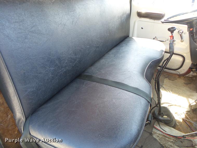 image for item DE3587 1979 Ford 8000 tanker fire truck