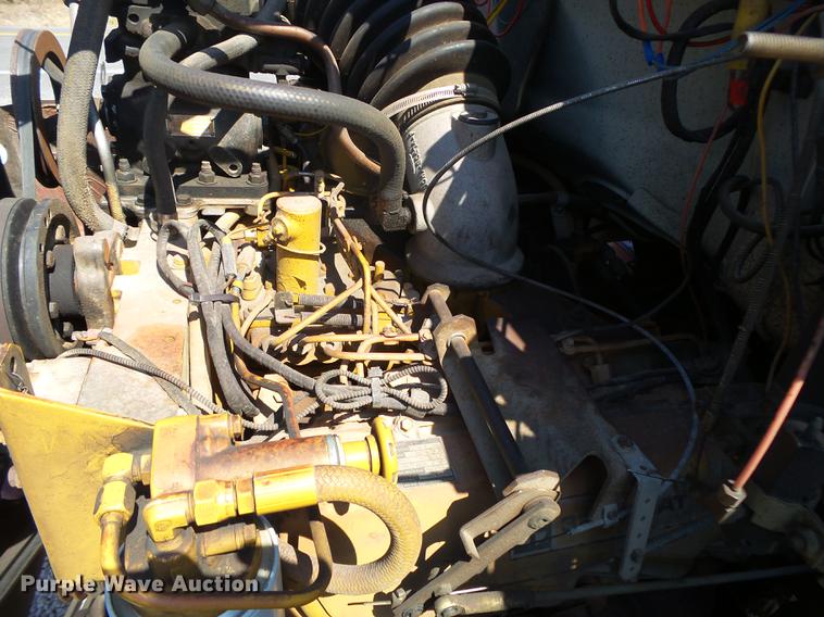 image for item DE3587 1979 Ford 8000 tanker fire truck