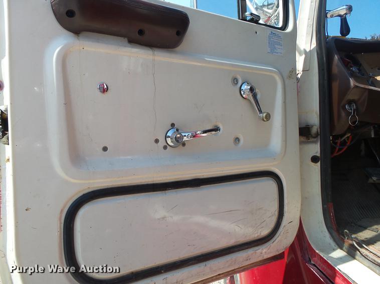 image for item DE3587 1979 Ford 8000 tanker fire truck