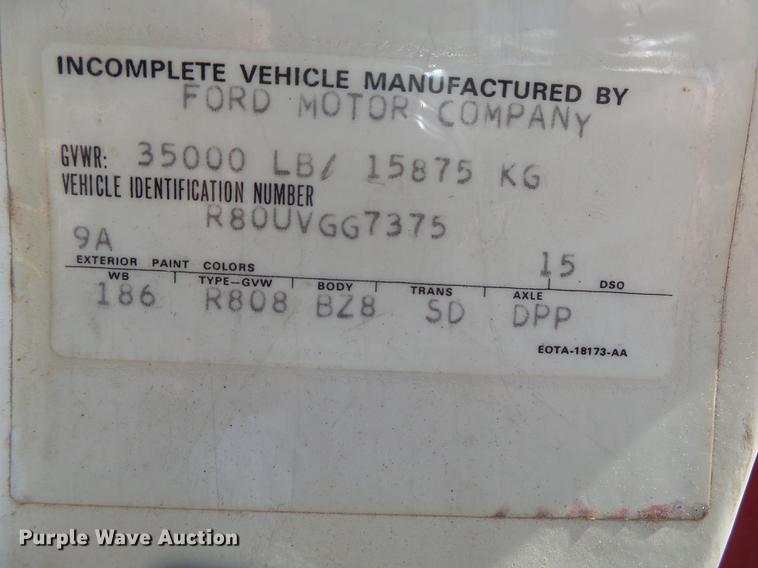 image for item DE3587 1979 Ford 8000 tanker fire truck