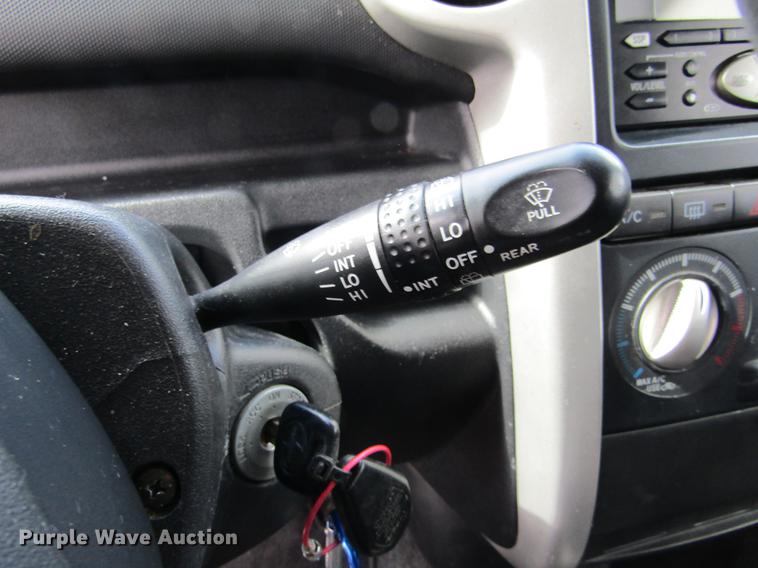 image for item DE6684 2005 Scion XB Wagon SUV