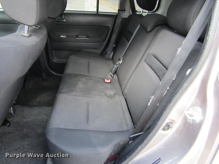 image for item DE6684 2005 Scion XB Wagon SUV