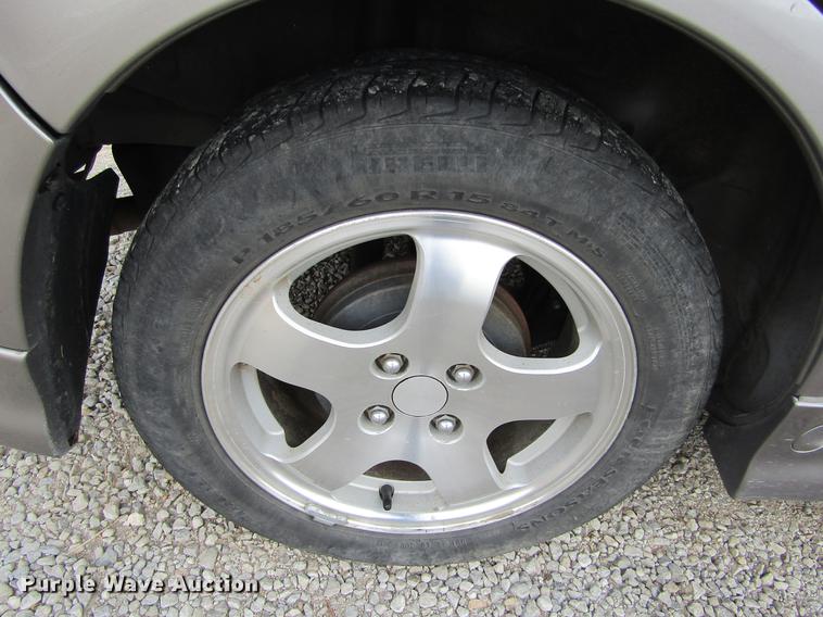 image for item DE6684 2005 Scion XB Wagon SUV