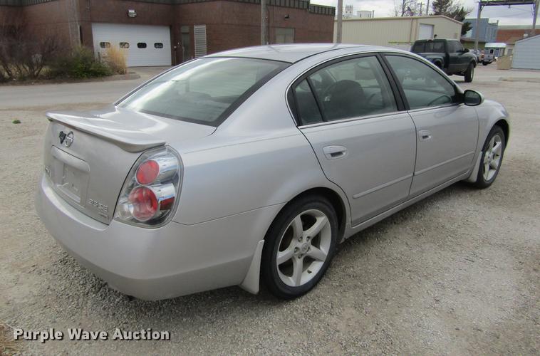 image for item DE6685 2006 Nissan Altima