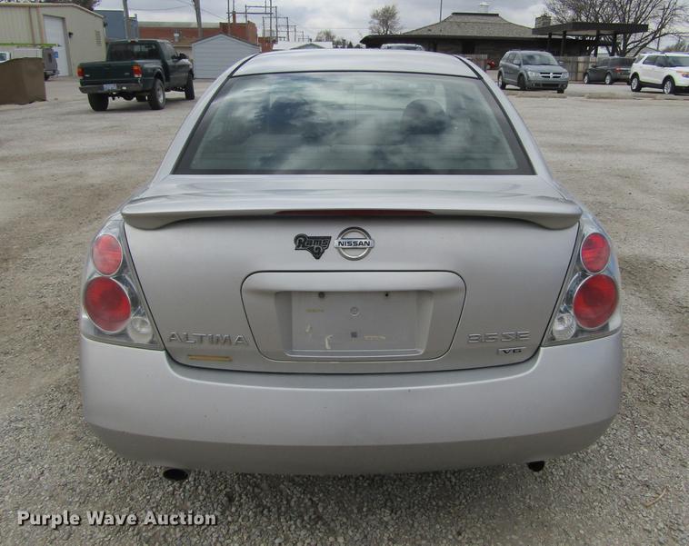 image for item DE6685 2006 Nissan Altima