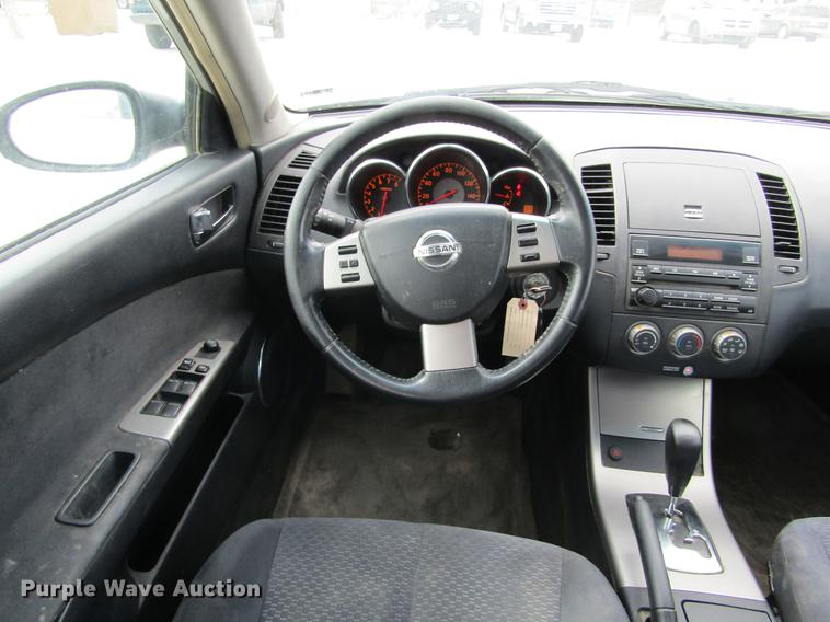 image for item DE6685 2006 Nissan Altima
