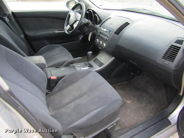 image for item DE6685 2006 Nissan Altima