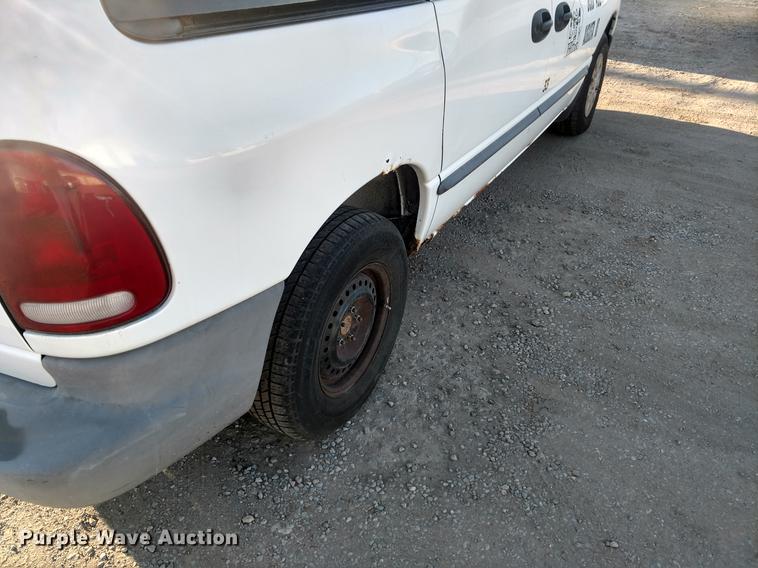 image for item DI9950 1996 Dodge Caravan van