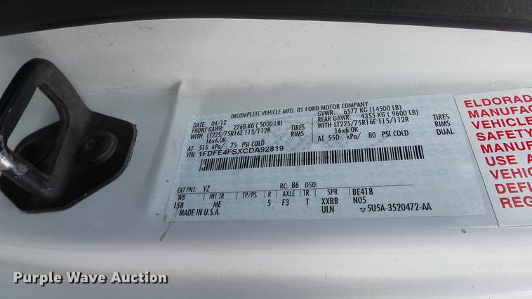 image for item EA9934 2012 Ford E450 shuttle bus