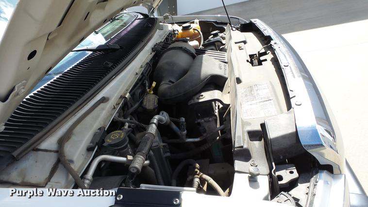 image for item EA9934 2012 Ford E450 shuttle bus