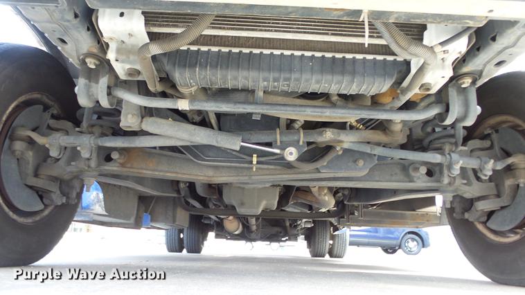 image for item EA9934 2012 Ford E450 shuttle bus