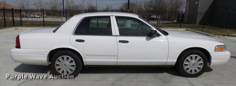 image for item EA9940 2010 Ford Crown Victoria Police Interceptor
