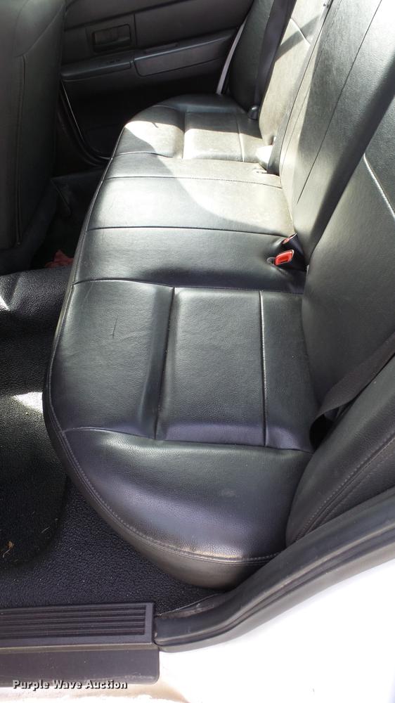 image for item EA9940 2010 Ford Crown Victoria Police Interceptor