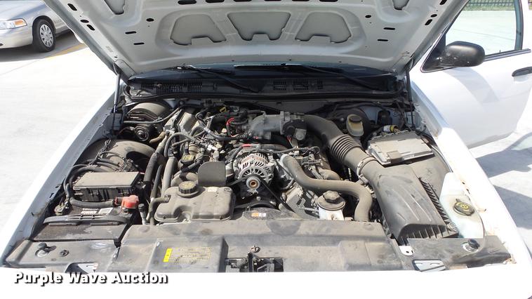 image for item EA9940 2010 Ford Crown Victoria Police Interceptor