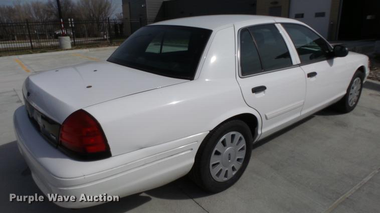 image for item EA9941 2011 Ford Crown Victoria Police Interceptor