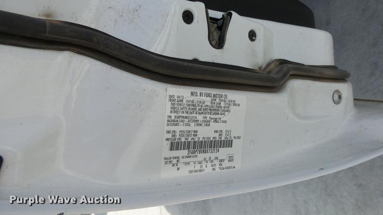 image for item EA9941 2011 Ford Crown Victoria Police Interceptor