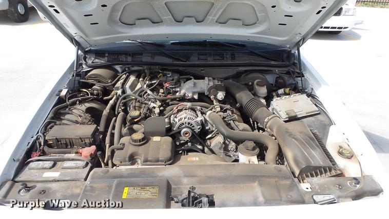 image for item EA9941 2011 Ford Crown Victoria Police Interceptor