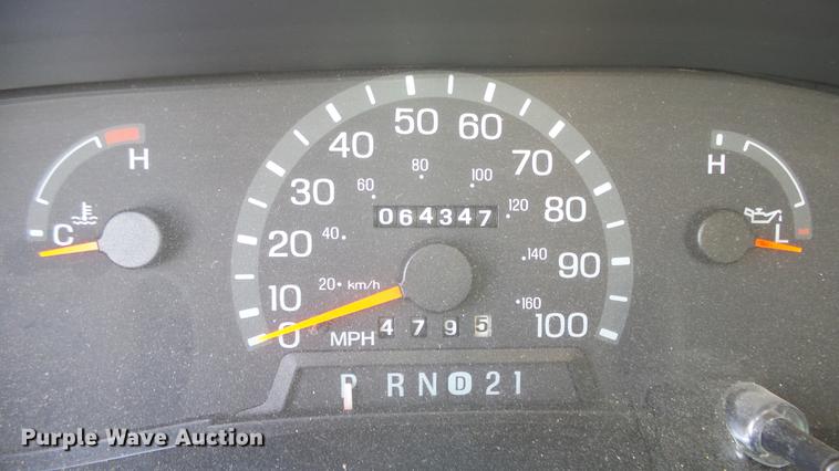 image for item EA9943 1999 Ford E150 van