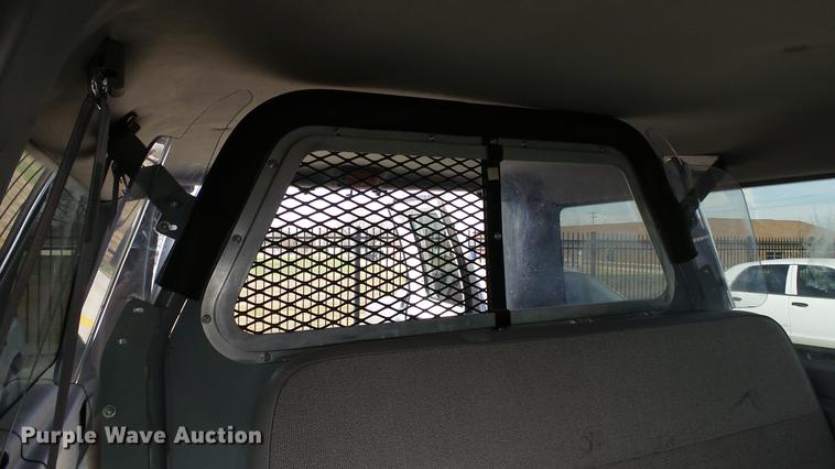 image for item EA9943 1999 Ford E150 van