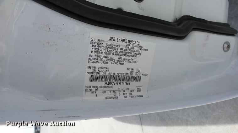 image for item EA9944 2009 Ford Crown Victoria Police Interceptor