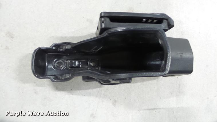 image for item EA9946 (14) taser gun holsters